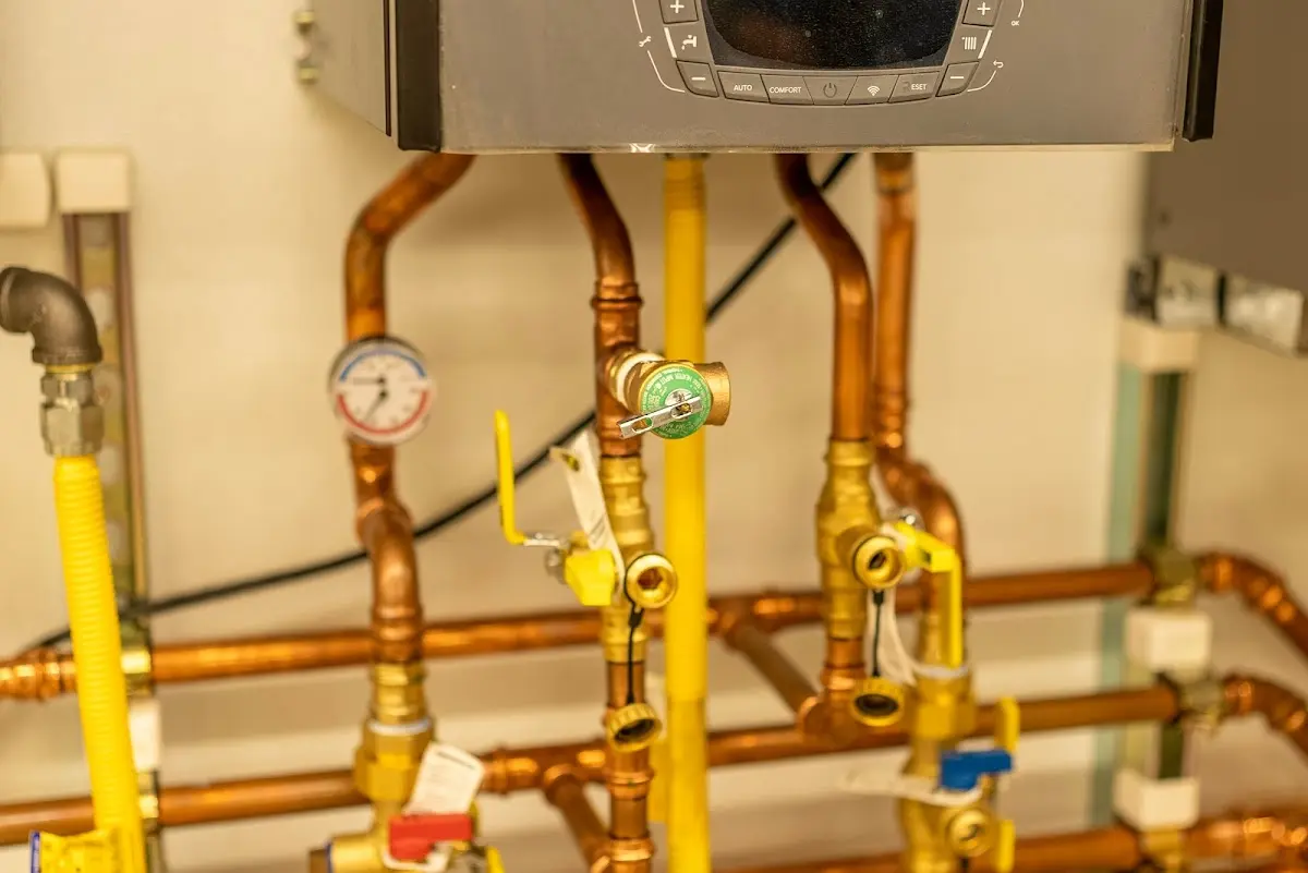 Licensed technician providing Slab Leak Repair for a homeowner in Morton